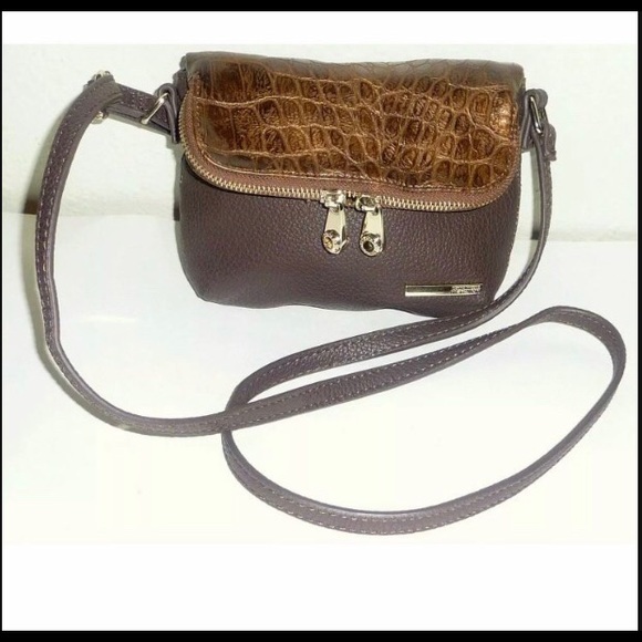 Kenneth Cole Reaction CrossBody Handbag Foldover - Picture 4 of 5